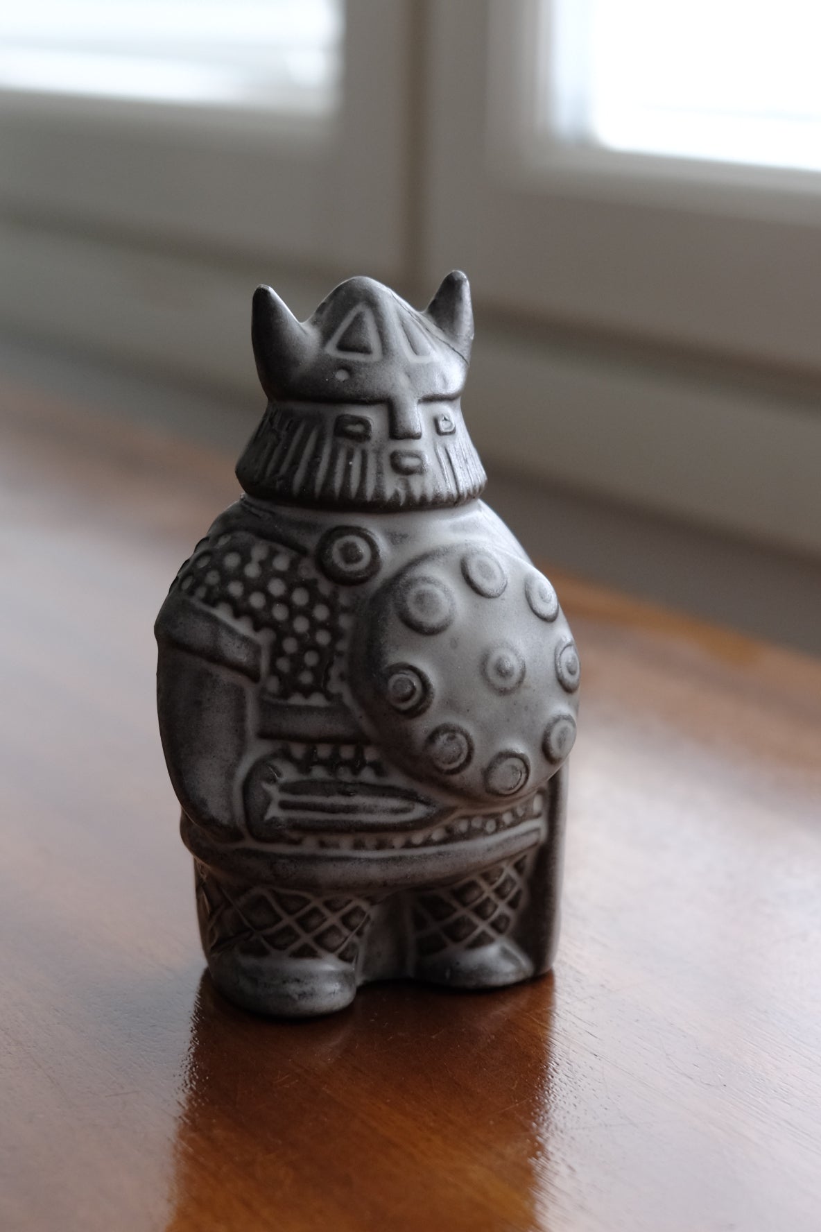 Taisto Kaasinen – Viking sculpture (Upsala-Ekeby, 10.5 cm)