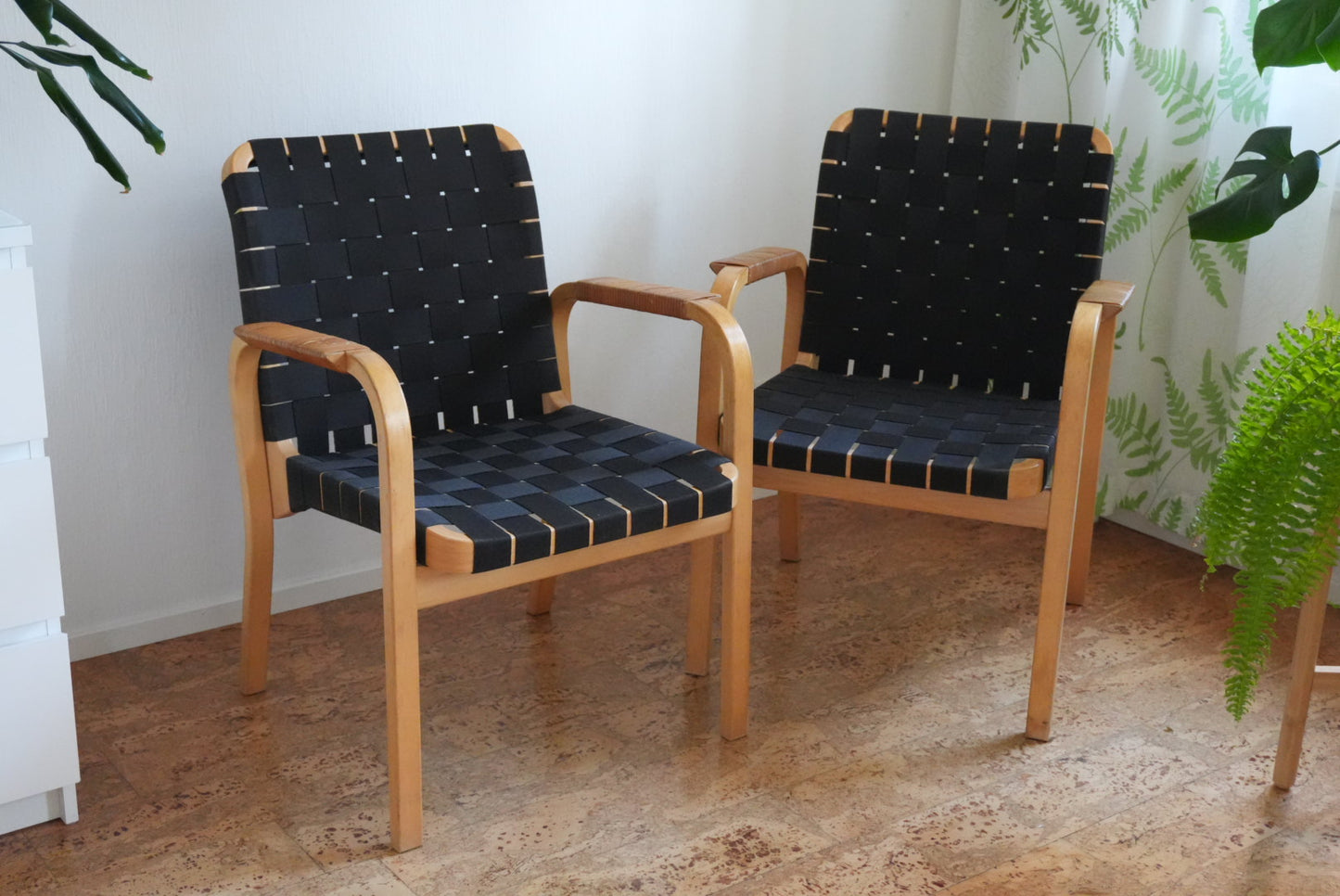 Artek 45 -nojatuoli (Alvar Aalto, 1947)