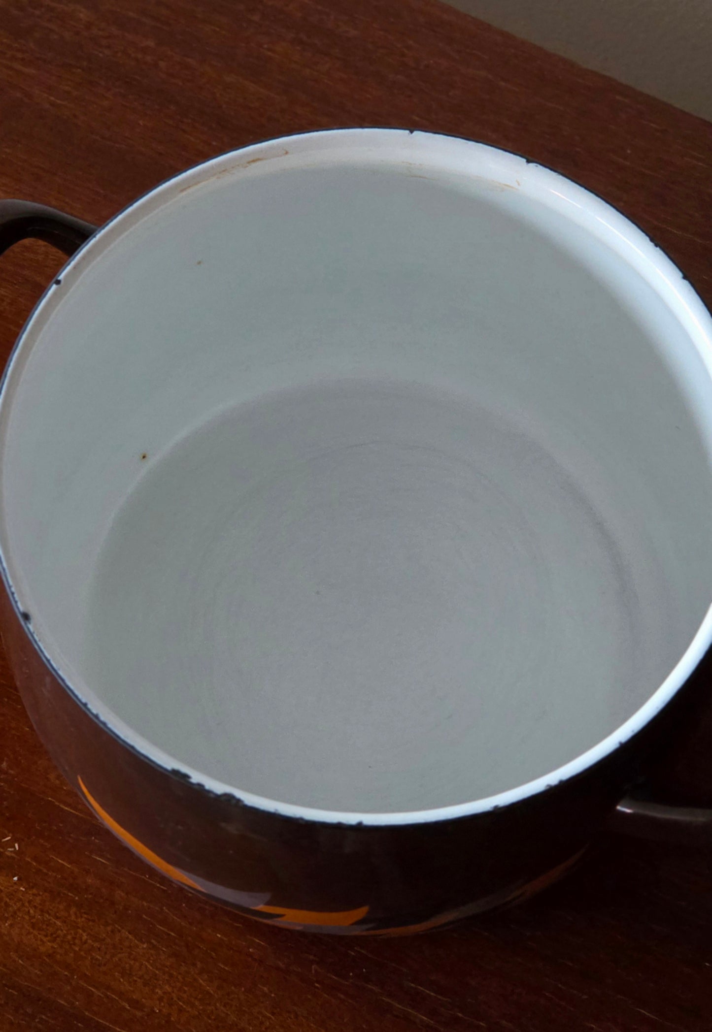 Finel Liekki emalikattila, Raija Uosikkinen – korkeus 16 cm