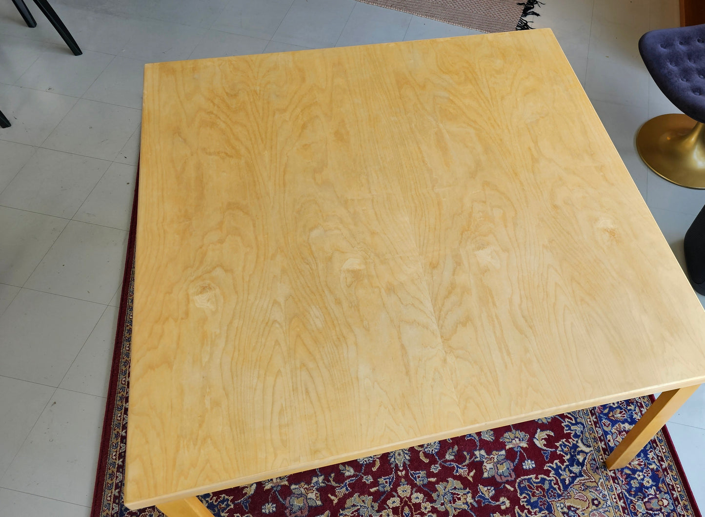 Artek 120x120 dining table