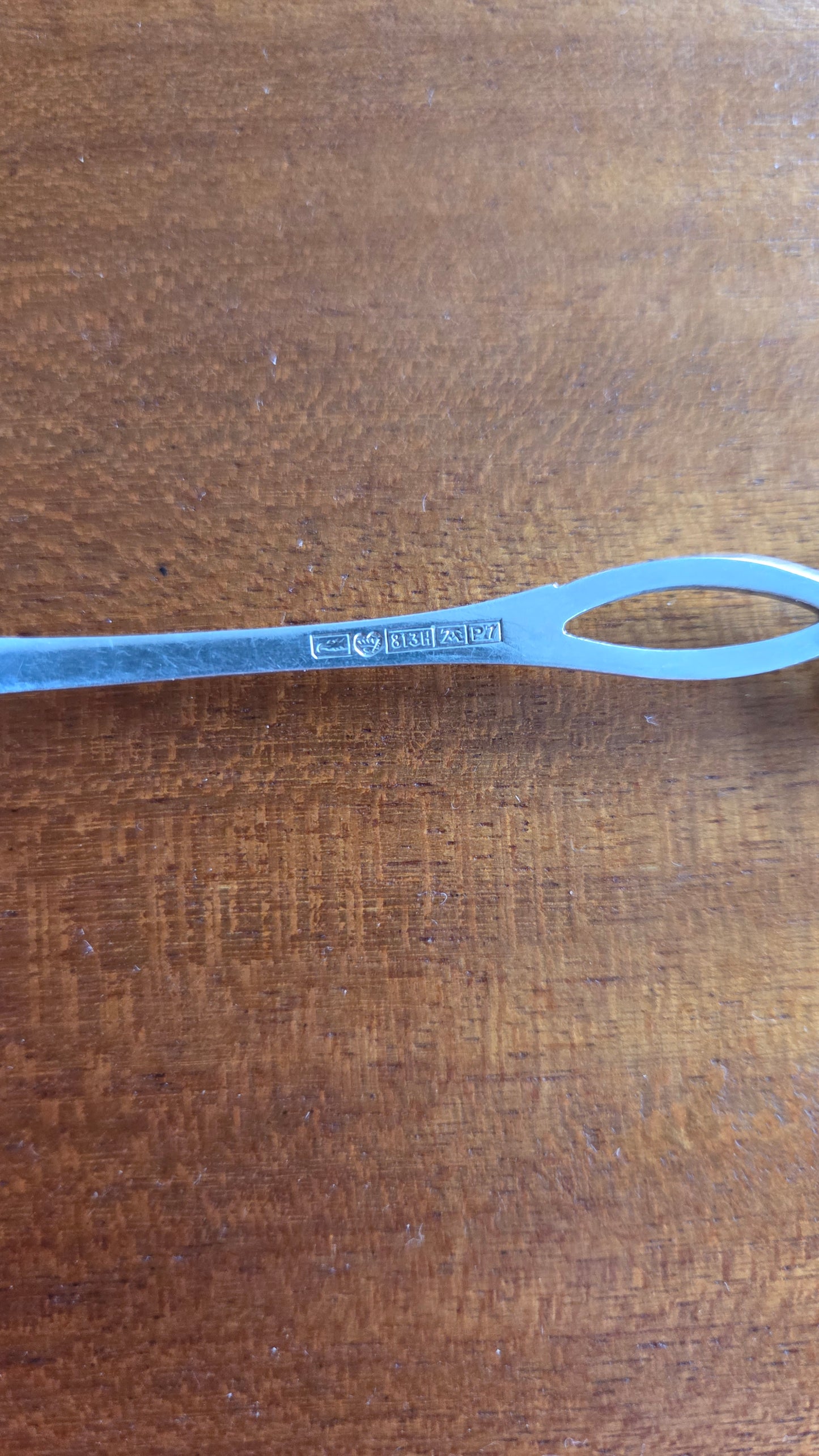 Hopealusikka, 813 – 17.7g