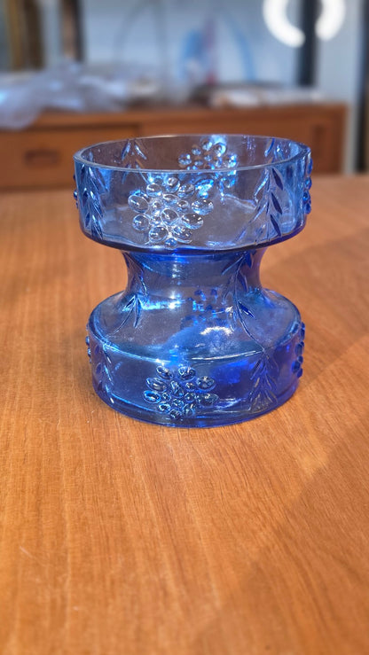 Sininen Mesimarja-kääntömaljakko