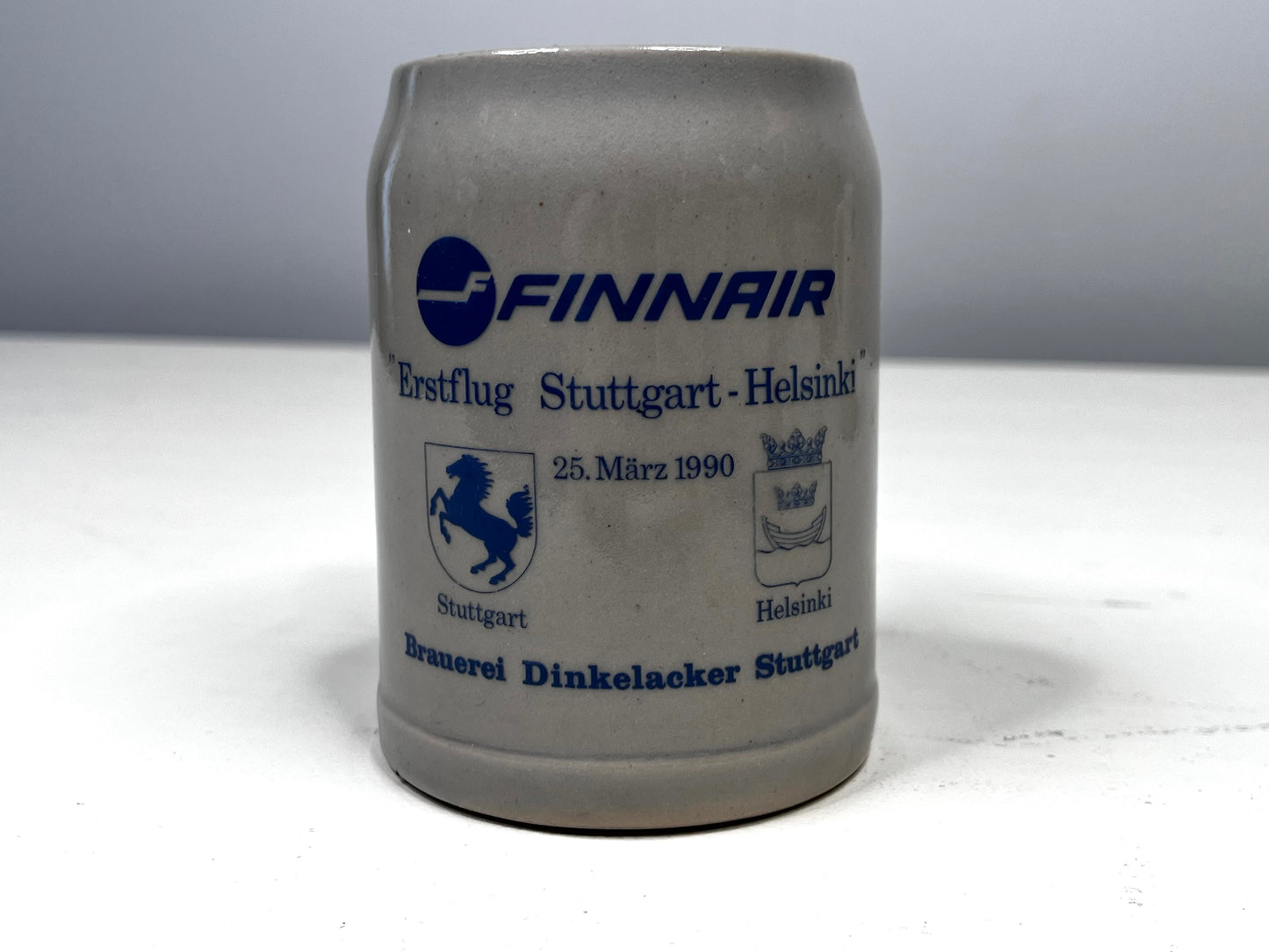 Erä Finnairin 80-90-luvun lasia