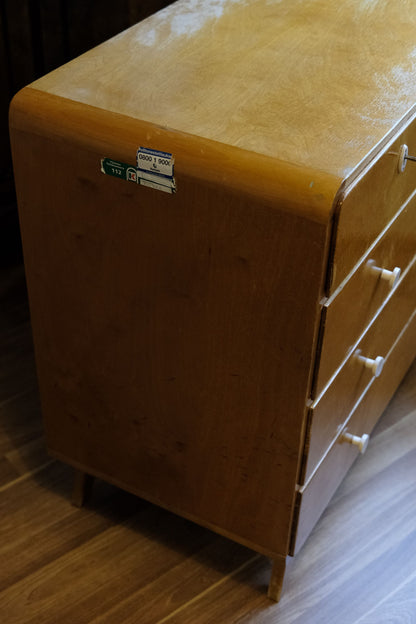 Vintage lipasto