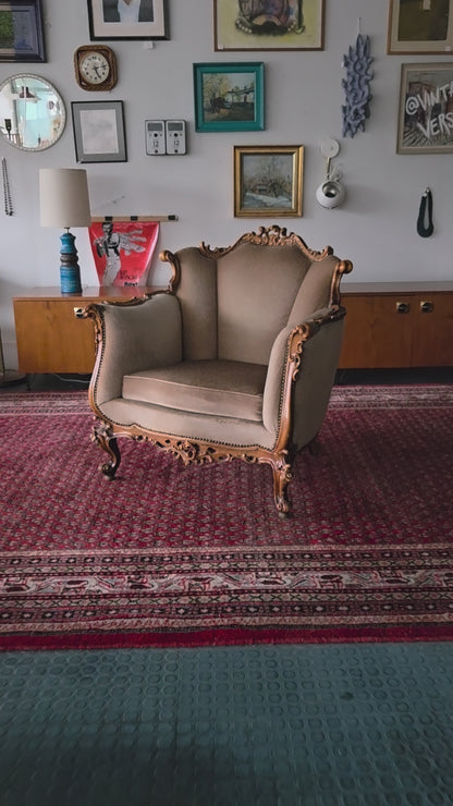 Vintage nojatuoli, kaunis kaiverrustyö