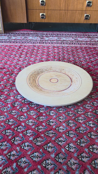 Eero Saarinen  "Roly Poly" – halkaisija 45 cm