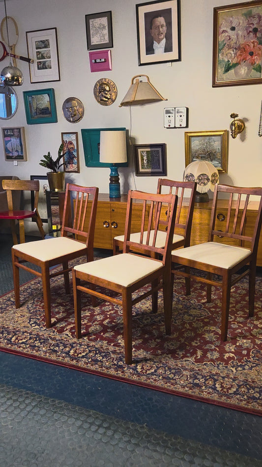 Kunnostetut 1950-luvun ruokatuolit – 4 kpl