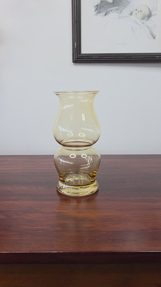 Tamara Aladin, Tuulikki, maljakko, amber.