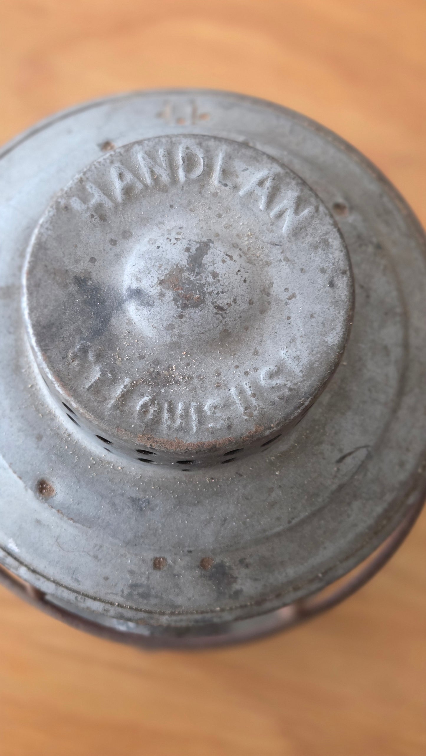 Handlan-liikenne-/varoituslyhty, 40-luku