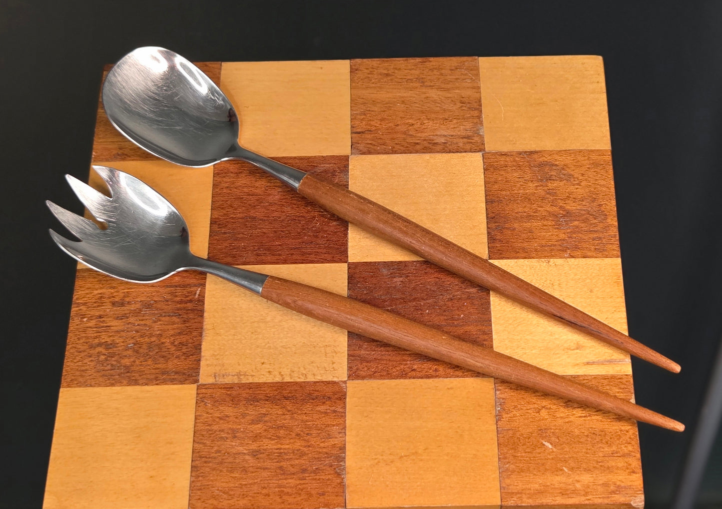 Teak salaattiottimet