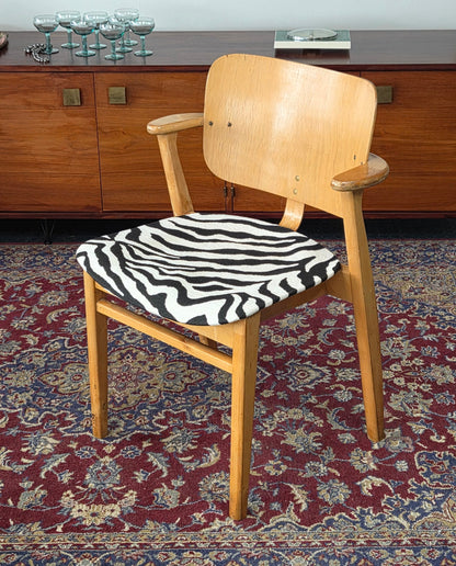 Artek Domus -tuoli – Ilmari Tapiovaara