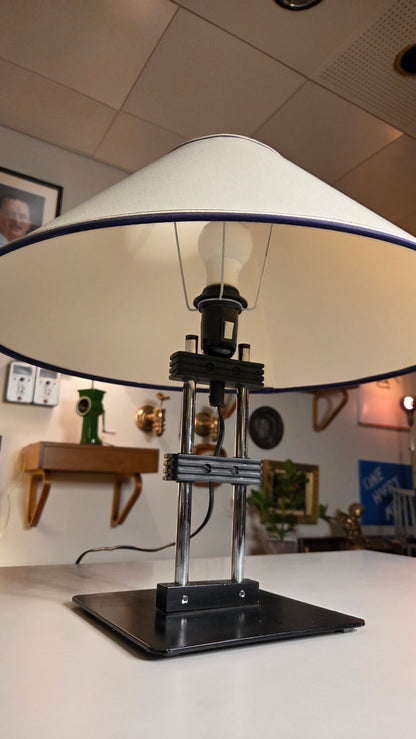 Kerlux-pöytävalaisin