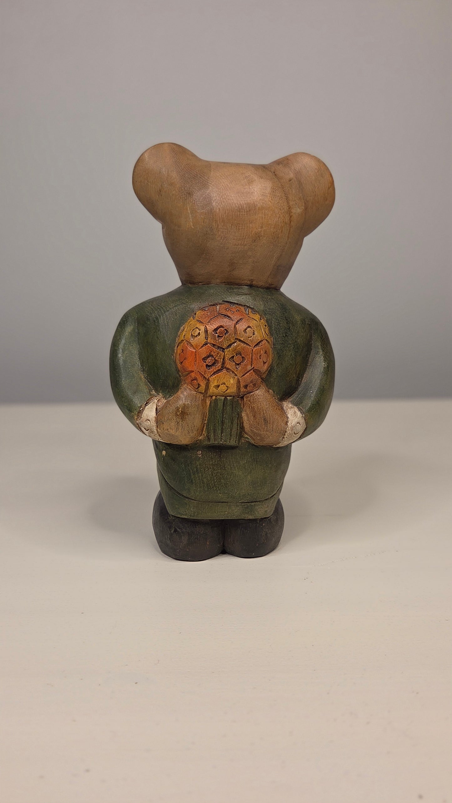 Puinen nallefiguuri – vintage / käsin veistetty