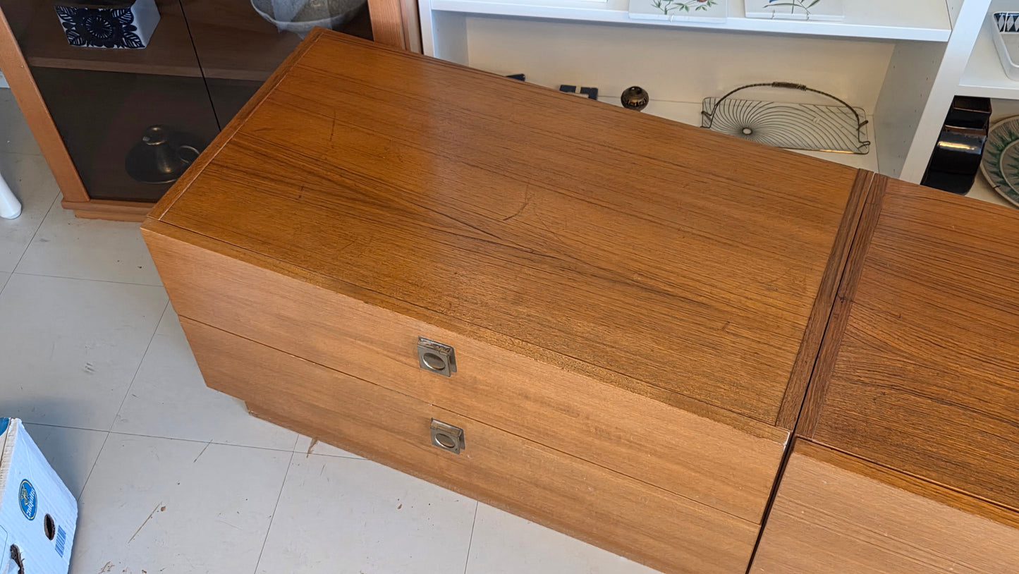 Vintage lipasto 3 osainen(240cm)