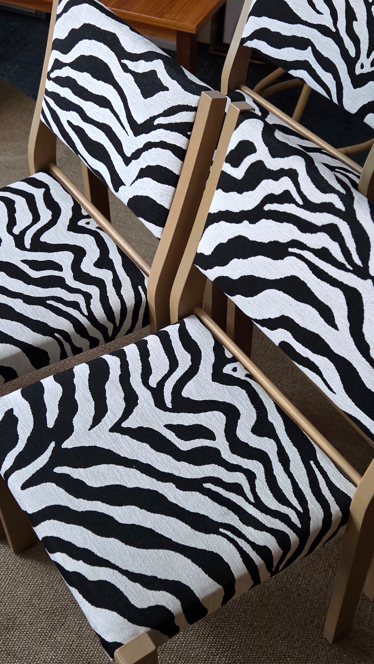 Artek, 611 tuolit 4kpl