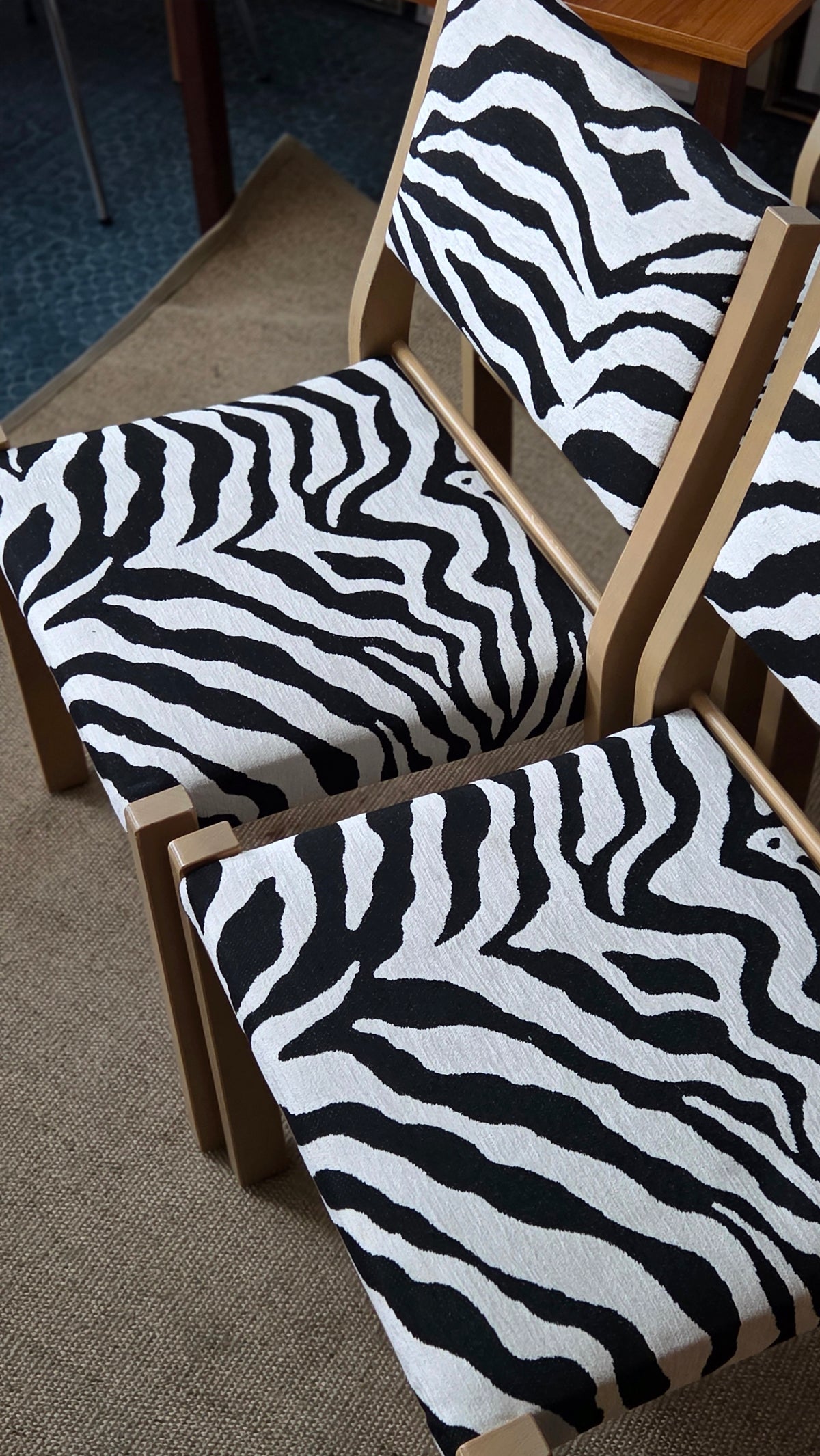 Artek, 611 tuolit 4kpl