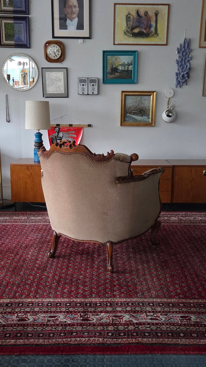 Vintage nojatuoli, kaunis kaiverrustyö
