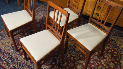 Kunnostetut 1950-luvun ruokatuolit – 4 kpl