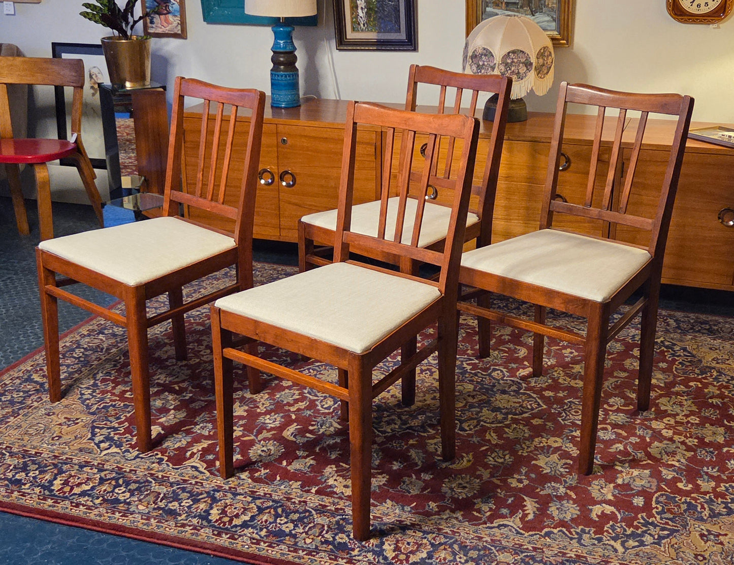 Kunnostetut 1950-luvun ruokatuolit – 4 kpl