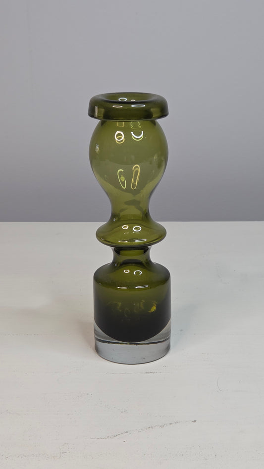 Pompadour maljakko, Nanny Still