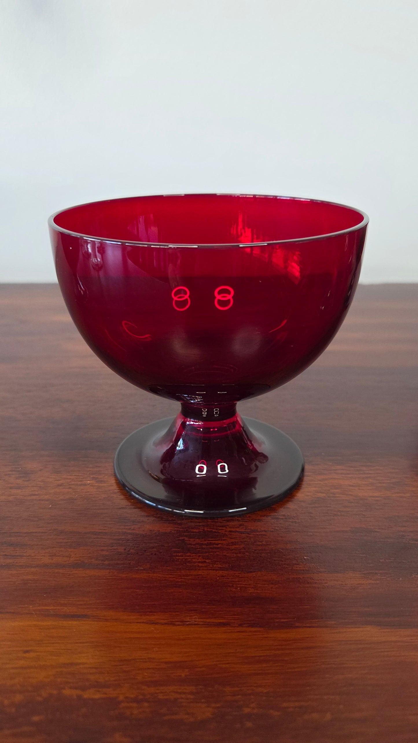 Nuutajärvi Bistro -jälkiruokakulhot – Saara Hopea