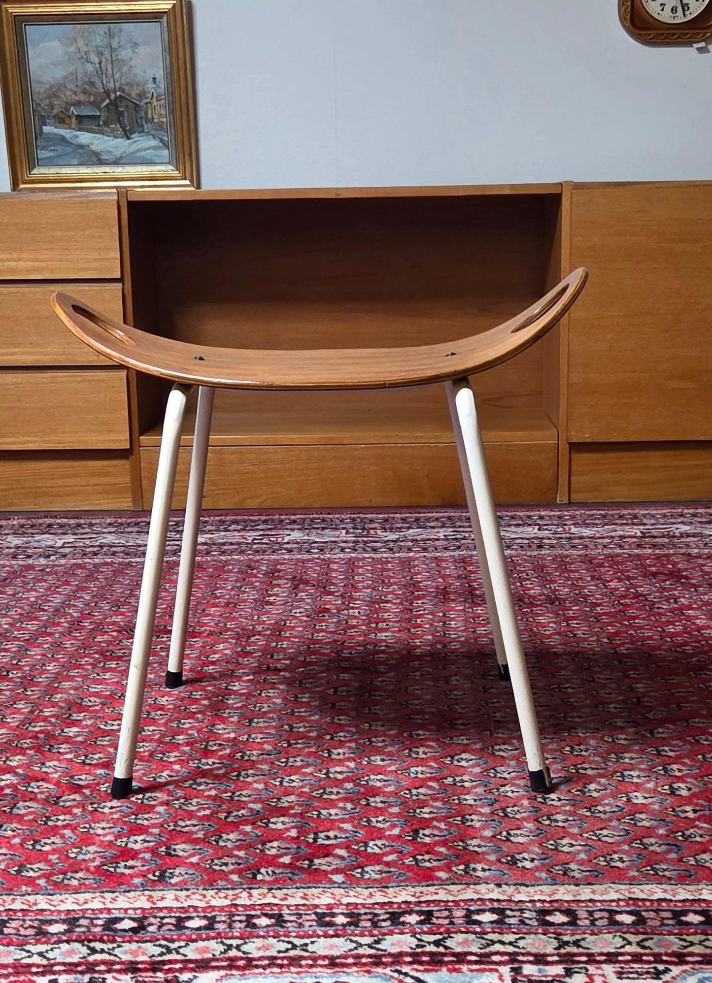 Ola Kettunen – Ulla-jakkara / vintage-designklassikko