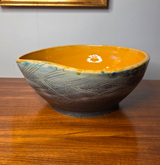 Uniikki keramiikkakulho / taide-esine – käsinlasitettu