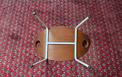 Ola Kettunen – Ulla-jakkara / vintage-designklassikko