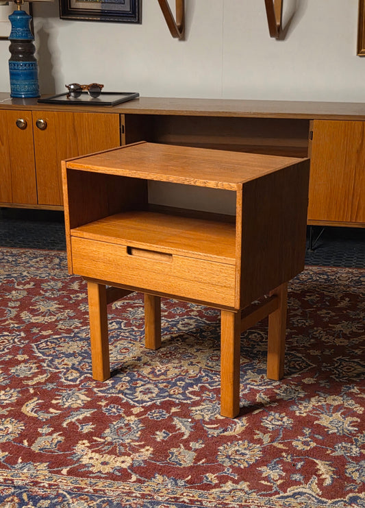 Sivupöytä/ yöpöytä 60-luku