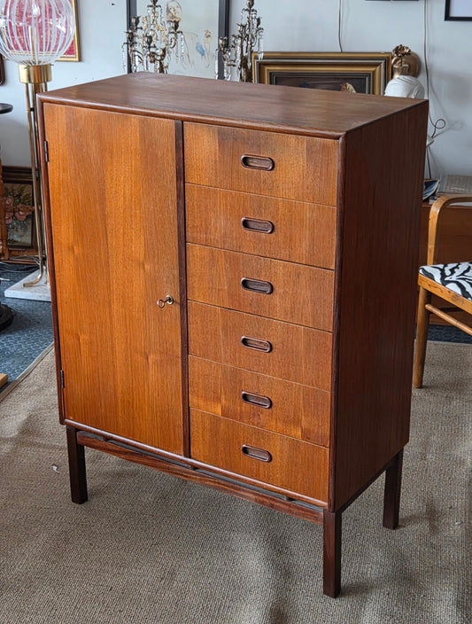 Teak-lipasto 60-luku