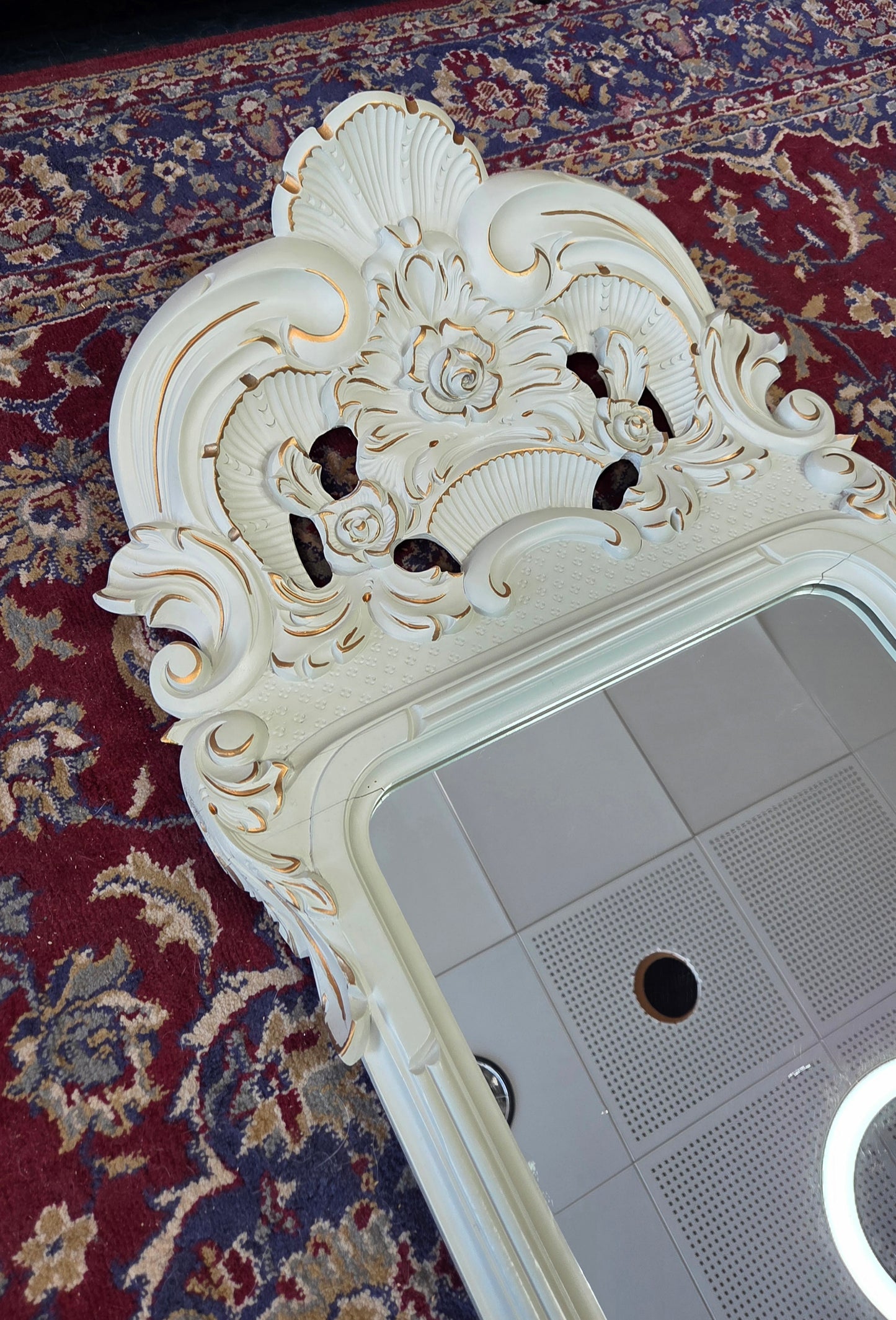 Talonpoikaisrokokoo peili