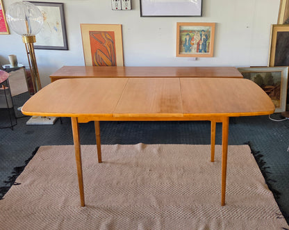 Ruokapöytä 60-luku, Lahden puukalusto Oy