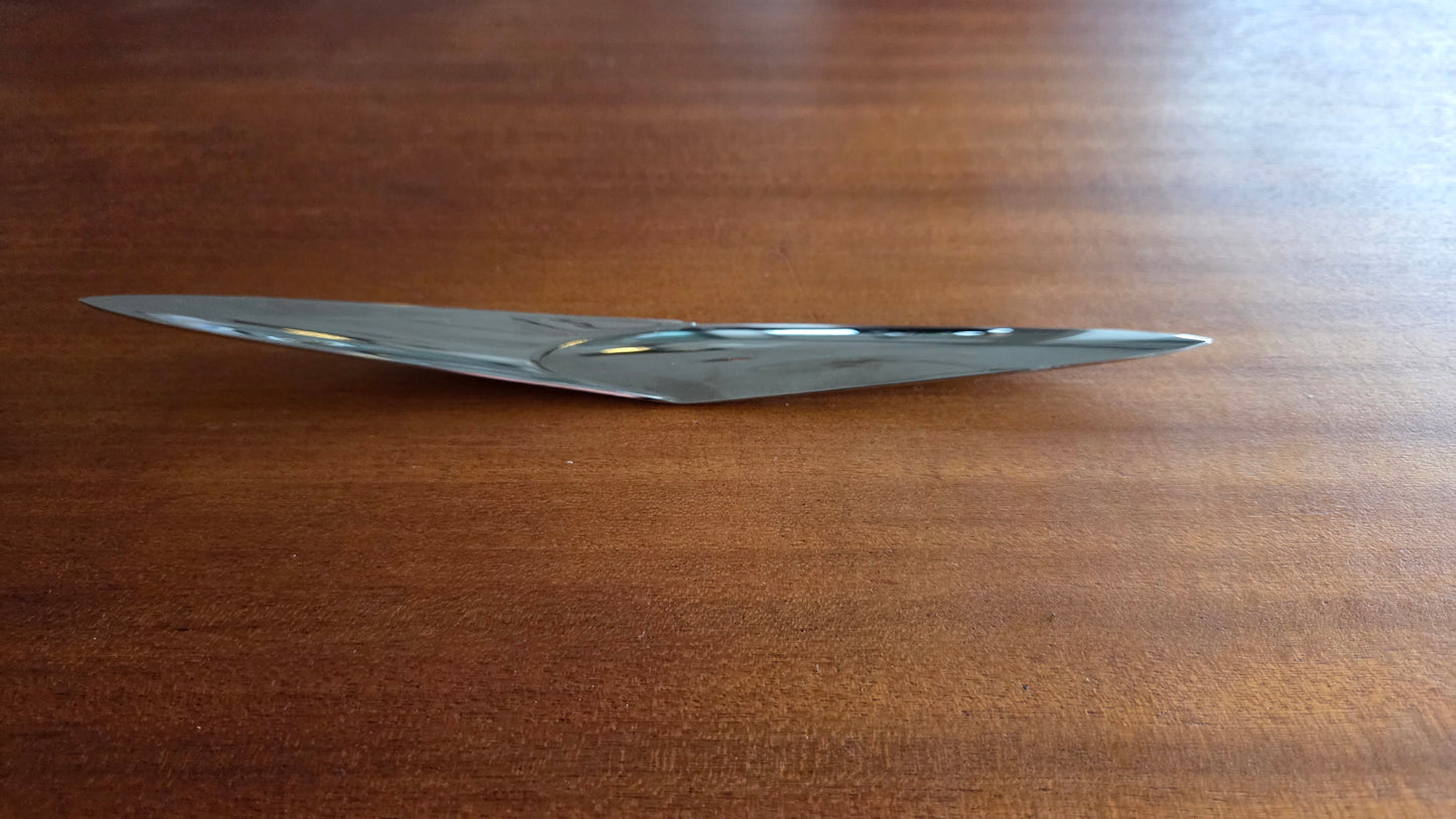 Tapio Wirkkala – teräksinen paperiveitsi (Kultakeskus)