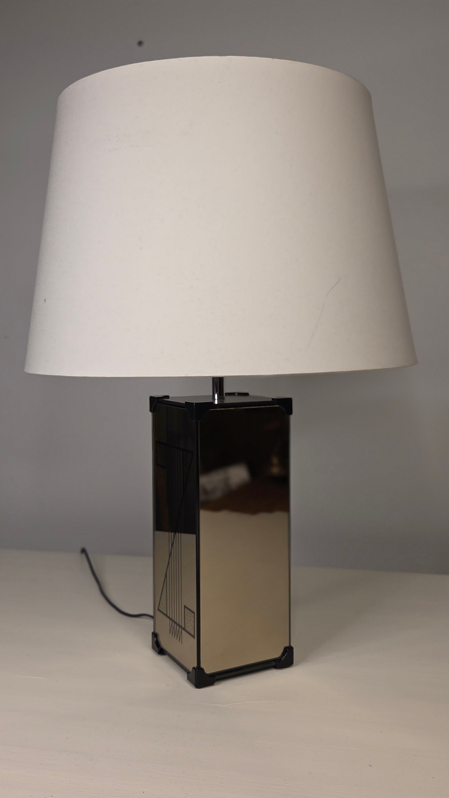 Kerlux vintage pöytävalaisin – iso varjostin, korkeus 65 cm