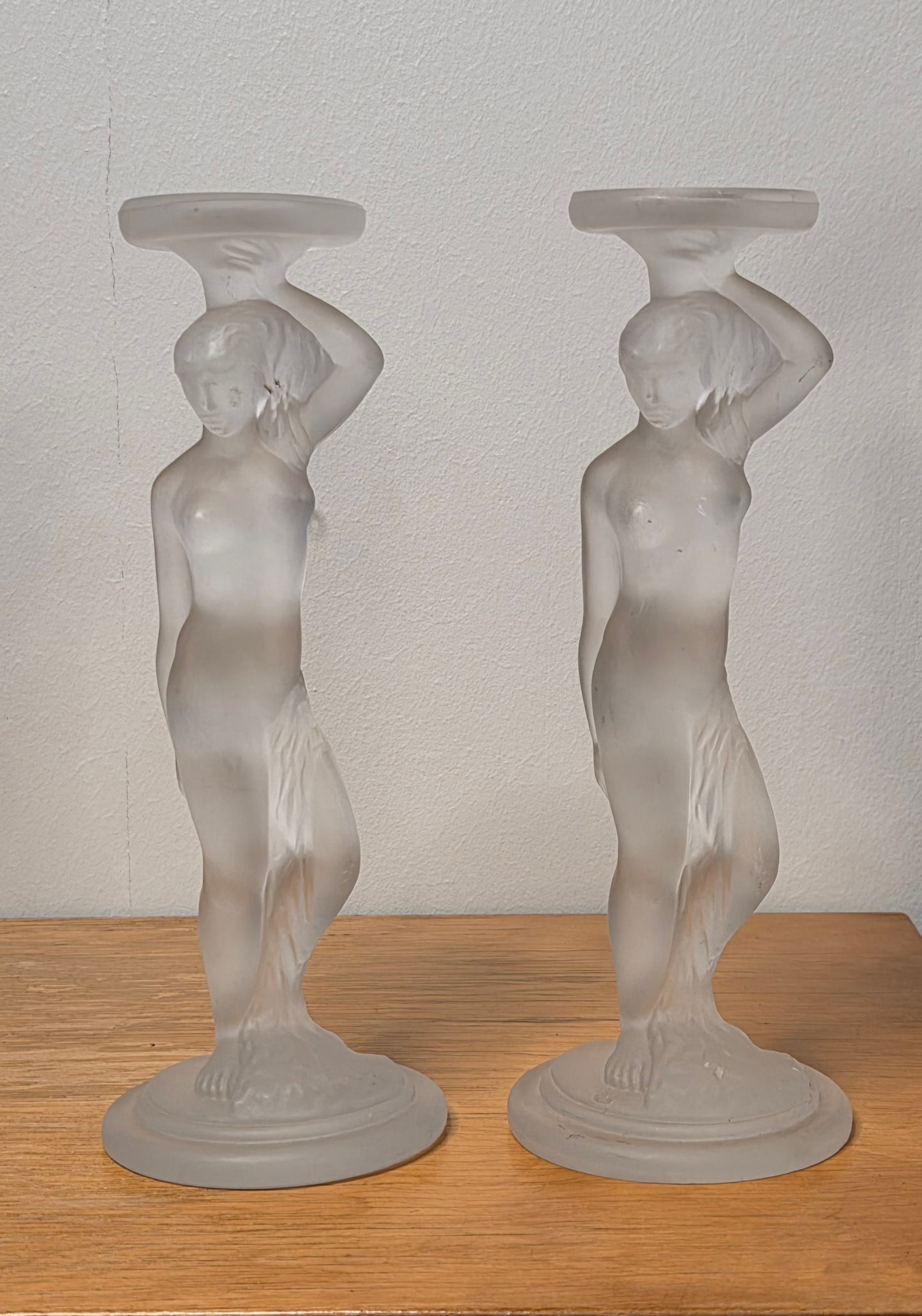 Vintage-kynttilänjalat – frostatut lasiveistokset (pari)