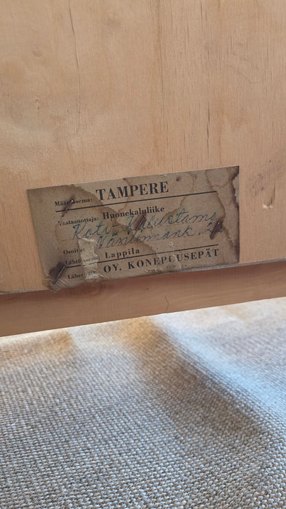 Liinavaatekaappi 60-luku