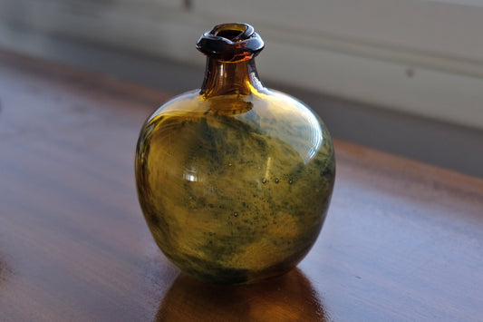 Vintage lasipullo signeerattu
