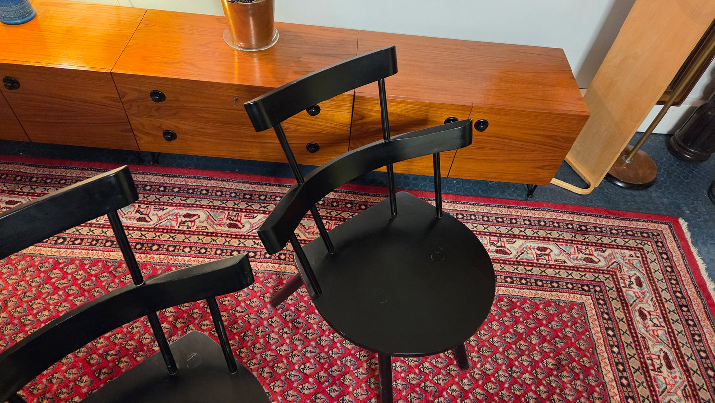 Jussi-nojatuoli, musta – laadukas ja kauniin minimalistinen