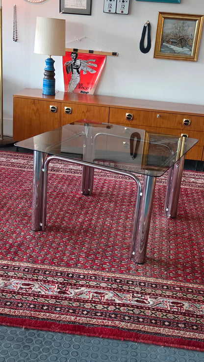 Glass coffee table, 80 x 80 cm, height 50 cm