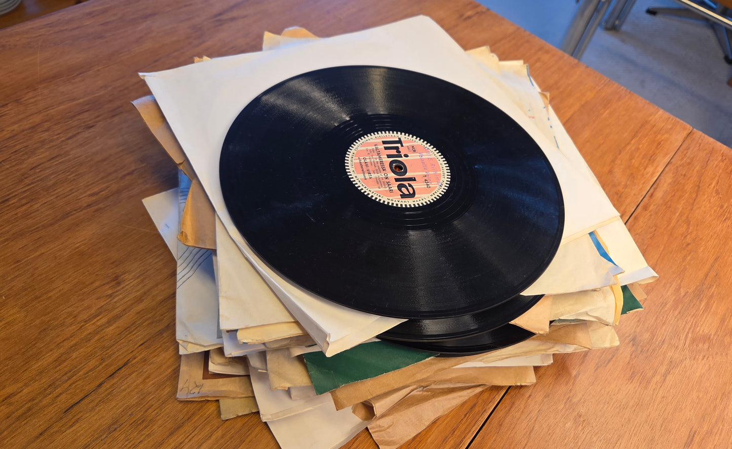 Savikiekot ( listaus kuvauksessa)