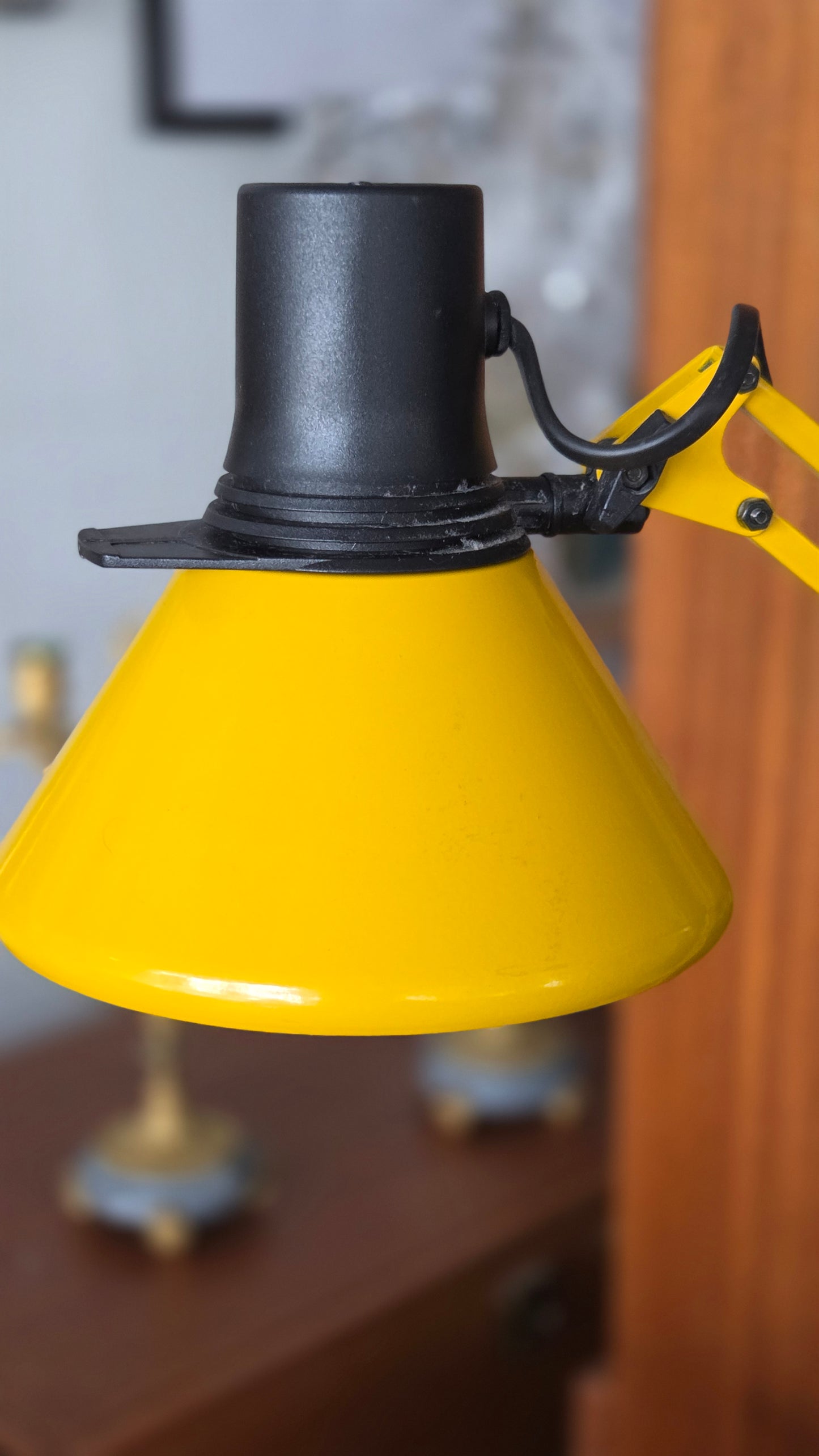 Fase pöytävalaisin 70-luku