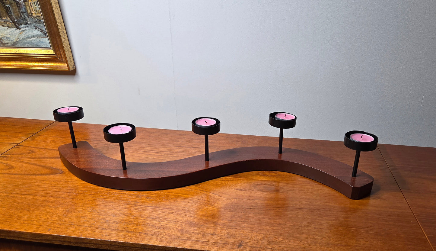 Näyttävä -tuikkukynttilänjalka (pituus 64 cm)