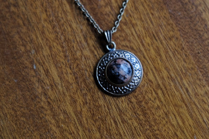 カレワラジュエリー – ロヴァニエミ夏祭りジュエリー（花崗岩使用）