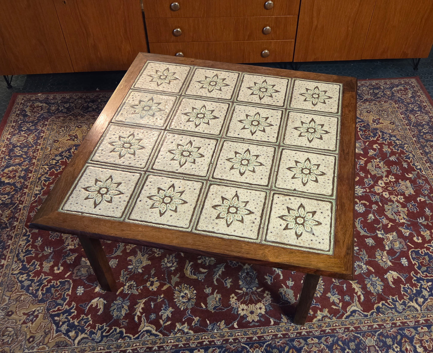 Tanskalainen vintage sohvapöytä – laattakansi