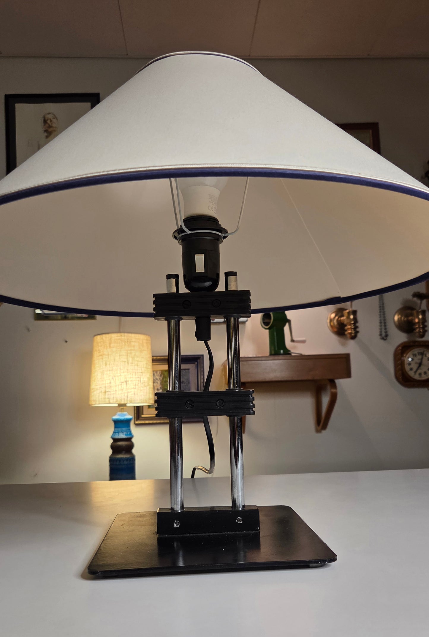 Kerlux-pöytävalaisin