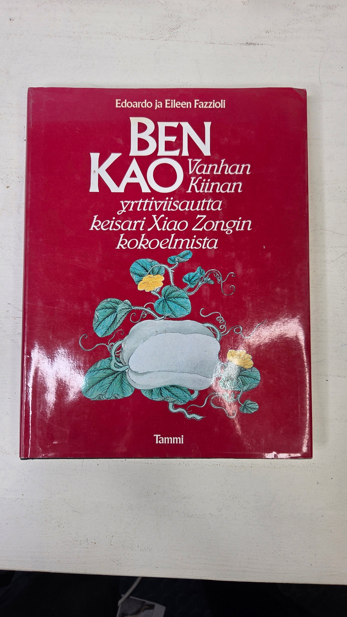 Luonnonyrtit kirjat