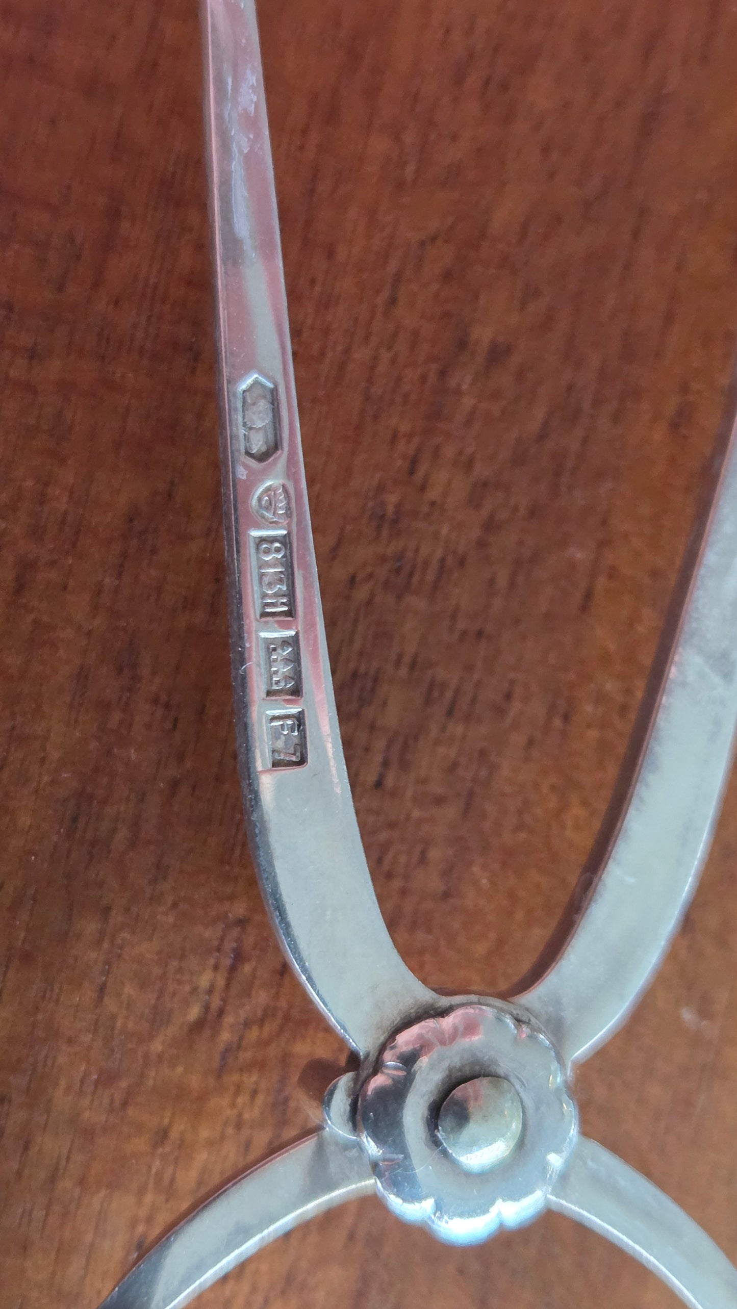 Kultakeskus sokeripihdit – 813 hopeaa (1968)