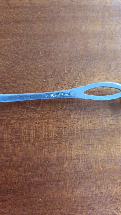 Hopealusikka, 813 – 17.7g