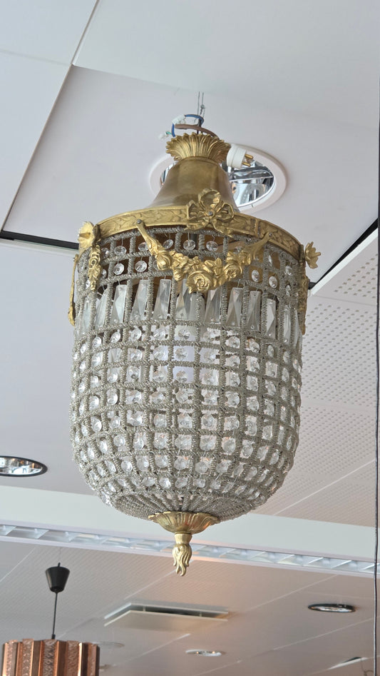 Empire-tyylinen kristallikruunu, korkeus 60 cm