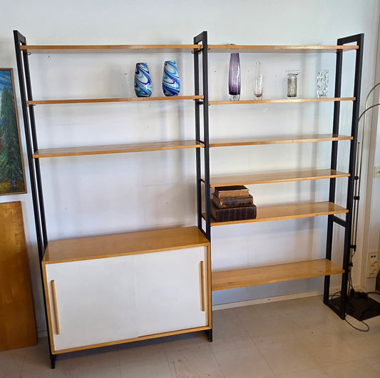 Asko kirjahylly, Jussi Peippo